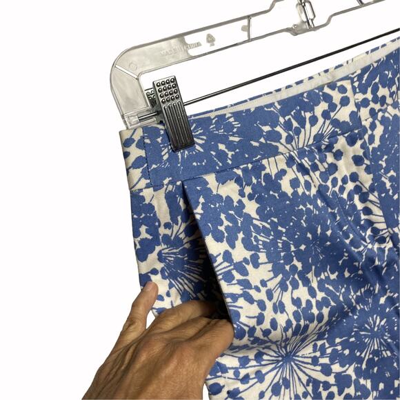 Boden Blue and White Casual Pants Sz 4 (2363) - Picture 3 of 4